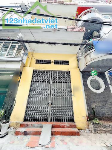 PHÂN LÔ HOÀNG QUỐC VIỆT CẦU GIẤY, 42M*4 TẦNG, MT 4M, VỈA HỀ Ô TÔ TRÁNH 12,99 TỶ - 1