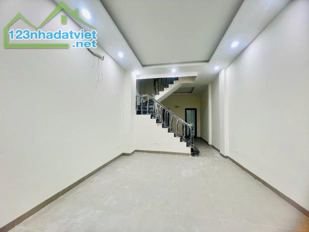 Phân lô ô tô vào nhà Thái Hà Đống Đa 40m2, mặt tiền 4m, 4 tầng kinh doanh Giá 13.3 tỷ - 4