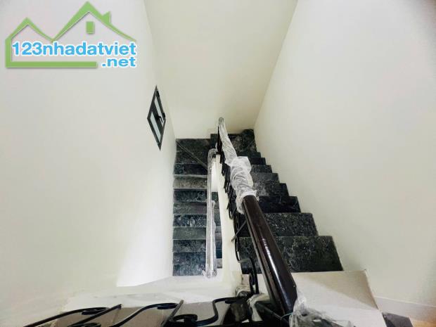 Phân lô ô tô vào nhà Thái Hà Đống Đa 40m2, mặt tiền 4m, 4 tầng kinh doanh Giá 13.3 tỷ - 1