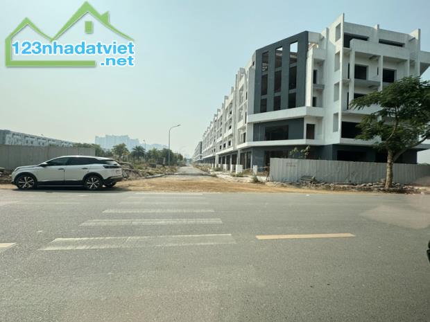 Chính chủ bán 74,44m2 Shophouse Highway TQ5, Trâu Quỳ. Cách 1 lô ra đường Nguyễn Mậu Tài - 1