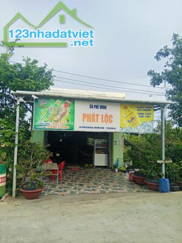 NHÀ ĐẸP - GIÁ TỐT - CHÍNH CHỦ Cần Bán Nhà Tại Ấp Bến Gỗ, Xã Hồ Thị Kỷ, THới Bình, Cà Mau