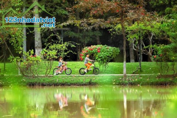 Cần bán căn hộ chung cư hồ thiên nga ecopark 94m2 3pn