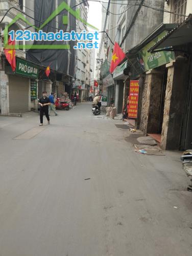 💥 Mễ Trì bán ĐẤT TẶNG NHÀ 3 TẦNG, NGÕ Ô TÔ TRÁNH, KINH DOANH, MẶT PHỐ 50M.