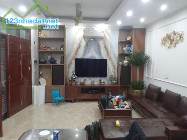 🔥 CHỦ GIẢM CHÀO 1.9 TỶ - GIÁ MỚI CHỈ HƠN 9 TỶ 🔥 🏠 NHÀ 6 TẦNG - 51M² - TRẦN QUỐC VƯỢNG, - 2