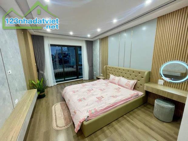 Bán Nhà Phố Hoàng Như Tiếp 7 Tầng Thang Máy 46m2, Full Nội Thất, Cạnh BV Tâm Anh 10.x Tỷ - 4