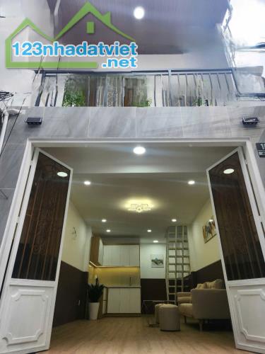 Bán nhà HXH Thạch Lam, 70m2, 2PN, 2WC 6 tỷ