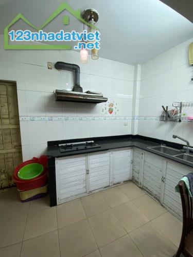 Cho thuê nhà nguyên căn Phương Liệt, 46m2, 4 tầng, 3 ngủ, 3 WC, 12 Triệu, có thương lượng - 4