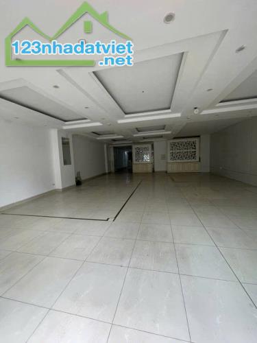 BÁN NHÀ MẶT PHỐ NGHI TÀM, TÂY HỒ, 140M2 5 TẦNG MT 10M GIÁ 44 TỶ- MẶT TIỀN RỘNG- LÔ GÓC 3 - 2