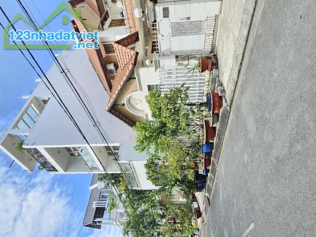 Nhà Bán Quận 7. KDC Nam Long Phú Thuận. 4x20m. 5 Tầng. Nhà mới. 12 Tỷ 2 - 5