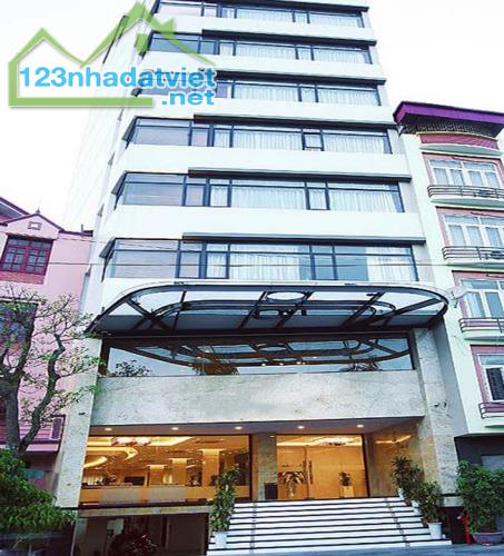 Bán Nhà Mặt Phố Linh Lang, Ba Đình DT 177m2 x 11T, MT rộng:7,3m. Giá Rẻ.