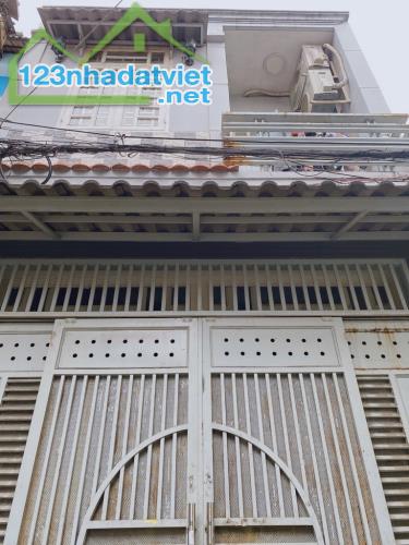 Bán nhà 36m 2tầng 2pn giá 3.85 tỷ phan huy ích p12 gò vấp