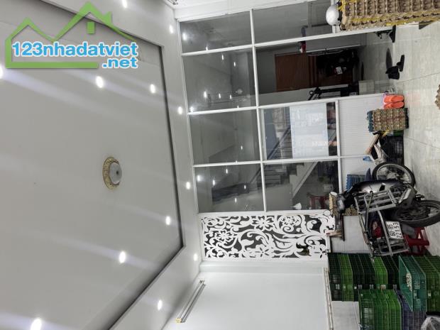 MẶT TIỀN PHẠM VĂN BẠCH 5X13 4LẦU KD ĐÔNG NGAY CHỢ GIÁ RẺ HƠN 10TỶ - 2