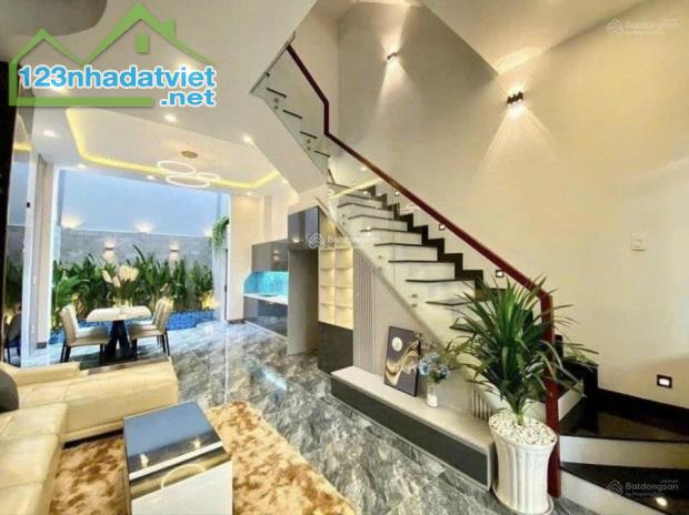 🏠 Bán nhà Vĩnh Khánh, Q.4, 62m², 3 tầng, 3PN, 4WC - 3.8 tỷ 🏠 - 4