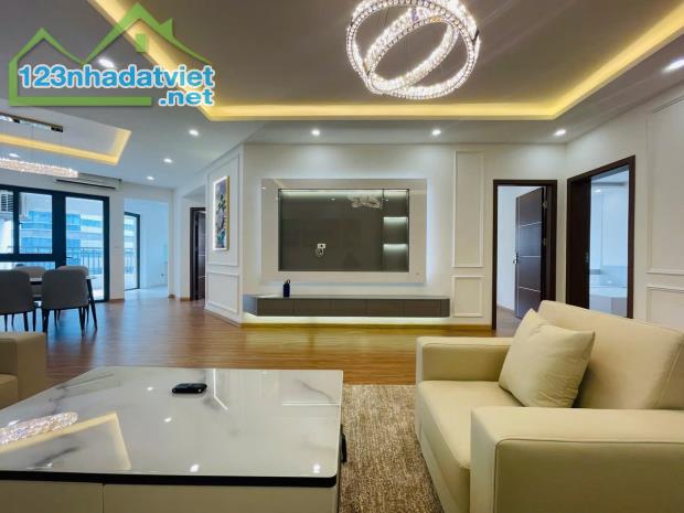 Bán rẻ căn 3PN 152m2 tầng trung full nội thất đẹp 17T5 Trung Hòa Nhân Chính ở cho thuê tốt