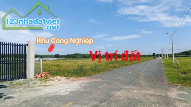 cần bán gấp lô đất  10x50x200tc  sổ hồng riêng công chứng ngay