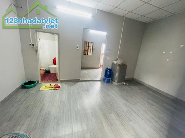 NGUYỄN VĂN LƯỢNG - DT: 70M2 ( 5,3 x 15 ) - NỞ HẬU - DOANH THU THÁNG 12TR - CHỈ NHỈNH 5 TỶ - 1