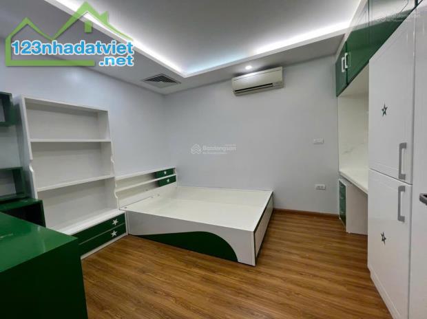 Cơ hội mua được căn duplex giá hời gần Ngã Tư Sở mặt đường Nguyễn Trãi chỉ trong dịp trước - 4