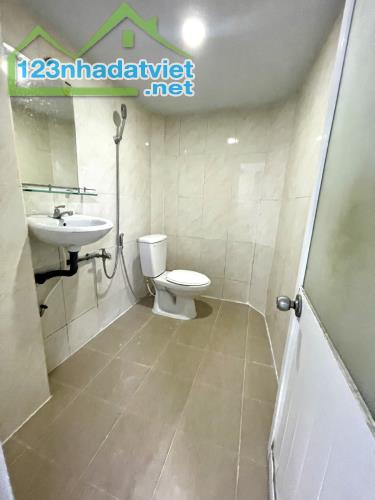 GẤP BÁN GIẢM 500 TRIỆU CHỈ CÒN 3.5 TỶ. NHÀ 3 TẦNG 30M2 NGUYỄN TRI PHƯƠNG HOÀN CÔNG ĐẦY ĐỦ - 1