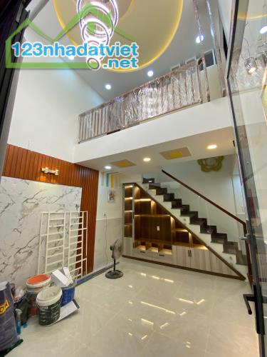 BÁN NHÀ QUẬN 8 BINH DONG MỚI ĐẸP 40M2 HXH 2TẦNG 3PN HƠN 3TỶ