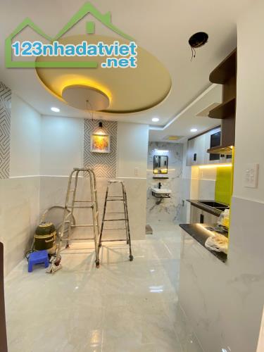 BÁN NHÀ QUẬN 8 BINH DONG MỚI ĐẸP 40M2 HXH 2TẦNG 3PN HƠN 3TỶ - 1