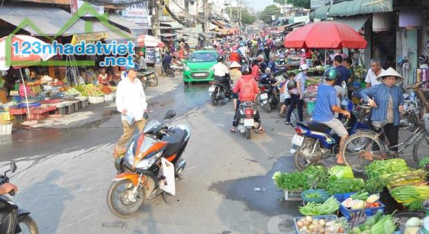 CẦN TIỀN TRẢ NỢ BÁN 1.200M2 ĐẤT NGAY KCN ĐÔNG DÂN CƯ, GẦN TRƯỜNG HỌC. GIÁ 190TR - 1