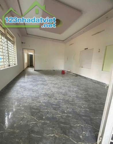 ❌ 💥 BÁN CĂN NHÀ KIÊN CỐ + VƯỜN TẬN 423M2 - MẶT CHÍNH HẺM 174 YWANG - P EATAM - 4