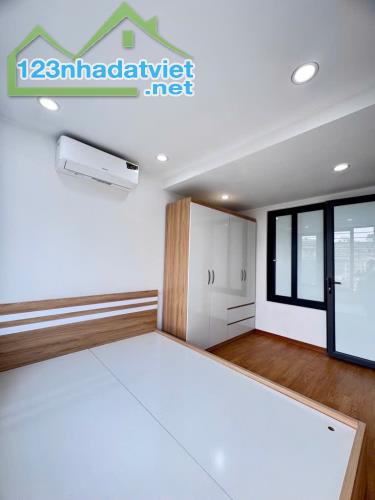 TẬP THỂ  NGHĨA TÂN 65M2 - OTO ĐỖ CẦU THANG - 2.6 TỶ - ĐẦU TƯ SINH LỜI - THANG MÁY - 1