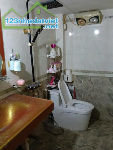 Chỉ 3 tỷ có nhà đẹp 3 ngủ dt 90m2 MT 6,7m Q Thanh Xuân - 3