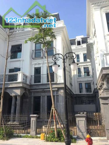 HOT! BT 315m2 giá rẻ dự án Sunshine Capital Tây Thăng Long chỉ 63 tỷ.