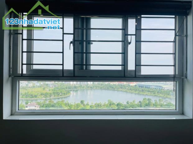 🏡 Chính chủ cần bán gấp căn hộ 3 phòng ngủ, full nội thất cao cấp, view hồ tại KĐT Thanh - 4