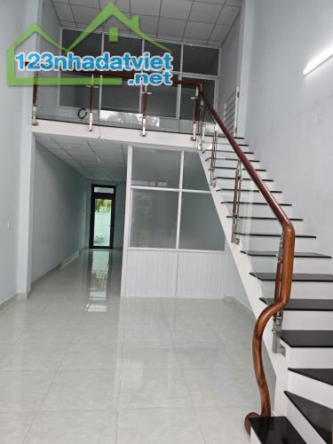 CẦN CHO THUÊ GẤP  NHÀ MỚI GIÁ RẺ PHƯỜNG LONG PHƯỚC, THỦ Đ - 3