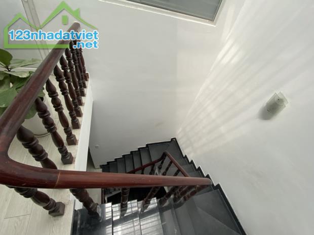 Nhà Bán Đường Nguyễn Thị Thập. 4x22m. 3 Tầng. 4pn. HXH. Chỉ 9 tỷ 2 - 1