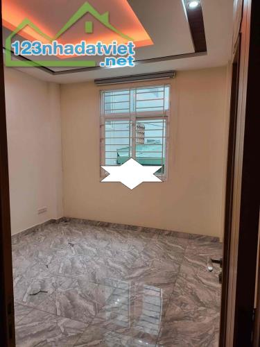 Cho thuê nhà mặt phố Tân Sơn Nhì, Tân Phú, 68m², 8PN, 25 triệu - 3