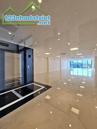 BÁN GẤP NHÀ PHỐ VŨ TÔNG PHAN, 10 TẦNG THANG MÁY_DT 120M2, 10 TẦNG, MT 6M, 48.5TỶ - 2