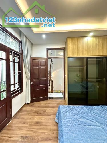 BÁN NHÀ CẦU GIẤY❗️ ĐI Ô TÔ XEM NHÀ CẦU GIẤY ❗️60M2 ❗️MT 7M - Ô TÔ ĐỖ 24/24 - 2