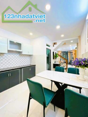 4x TỶ. NHÀ MỚI ĐÓN TẾT FULL NỘI THẤT, DT 42 M2 (3,5 x 12), GẦN MT PHAN VĂN TRỊ, CITY LAND. - 2