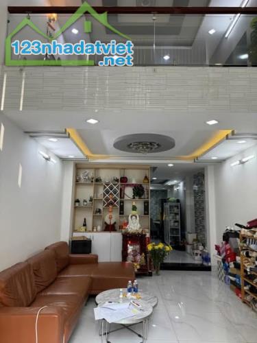 Nhà đẹp NGUYỄN VĂN ĐẬU, Bình Thạnh, giá 11 tỷ hơn - Xe hơi ngủ trong nhà - 5 TẦNG - P/lô