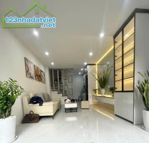 💔 NHÀ ĐẸP Ở NGAY MINH KHAI 5,5 TỶ/ 26 M2/ 30M2 T2/5 TẦNG - FULL NỘI THẤT XỊN.