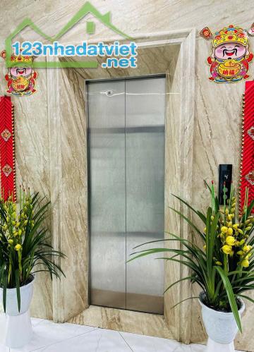 Cho thuê nhà thang máy Phố Hoàng Mai 70m2, 5 tầng, 6P KINH DOANH SPA, TRUNG TÂM, VP