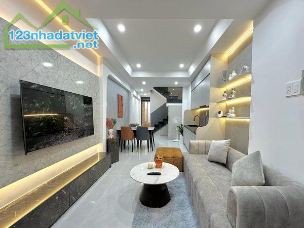 *Nhà đẹp đón Tết, Huỳnh Tấn Phát, Q7, gần 30M2, nhỉnh 2.6 củ