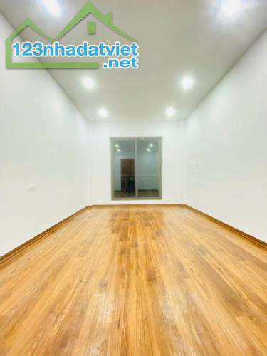 Bán nhà Thanh Liệt, Thanh Trì, Thang máy, Gần ô tô tránh, 44m2, 9 tỷ - 4