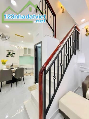 🏠Gò Vấp, Nhà mới sát Mặt tiền Nguyễn Duy Cung - 2 Tầng - 25m2 - Tặng nội thất - Sổ A4 - 2