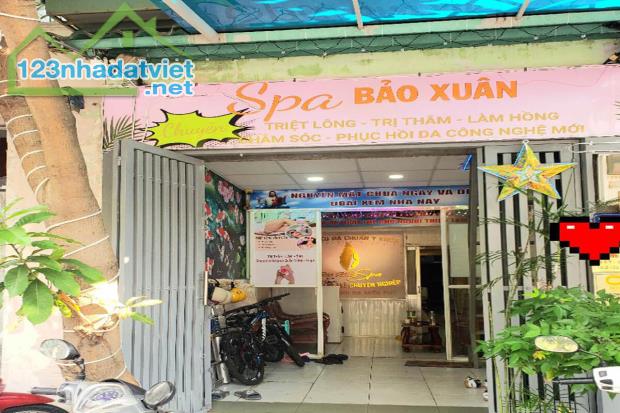 Bán nhà Mặt Tiền Lê Niệm, Tân Phú, đang kinh doanh, 2 tầng, 4 PN - Giá 6.1 tỷ TL
