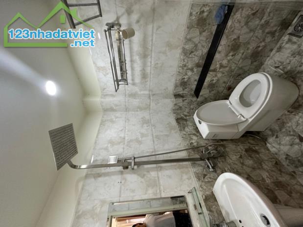 1 BƯỚC RA MẶT TIỀN – Thiết kế hiện đại, thoáng sáng, 35m2x5T – ngang hơn 4m, nhỉnh 7 tỷ - 2