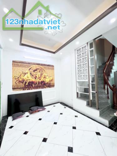 TAM TRINH, YÊN SỞ NGÕ RỘNG-NÔNG NHÀ ĐẸP GIÁ THƠM _DT :66 M²×5 Tầng -4,5 TỶ - 1