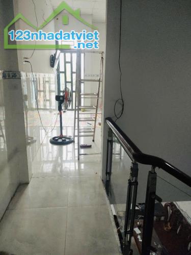 Chỉ 2 ty5 sở hữu ngay 80m2 nhà trệt lầu ngay ngã tư Gò Mây giáp Tân Phú - 3