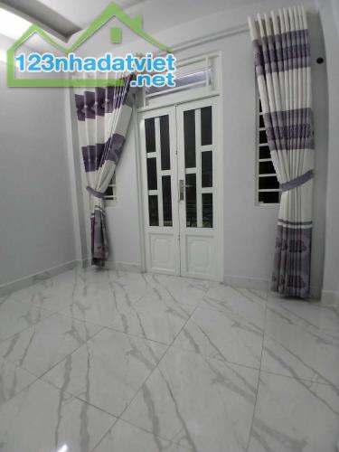 Nhà 3 tầng, 88,9m2, Hiệp Thành 13, Quận 12 - 1