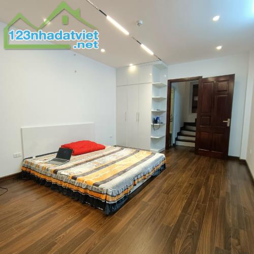 Nhà Mỹ Đình dân xây, 51m, 4 tầng, chỉ 6.2 tỷ, LH: 0886171279 - 2