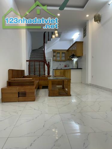 SIÊU RẺ ,BÁN NHÀ PHỐ LỤA ,VẠN PHÚC 48M2 ,NHÀ 5T GIÁ 6 TỶ CÓ TL