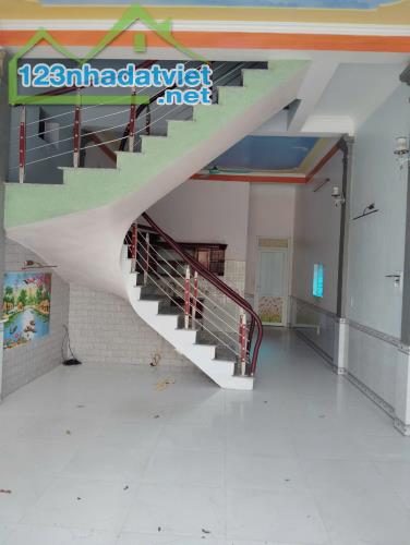 BÁN NHÀ VÀ ĐẤT MẶT ĐƯỜNG XÃ MINH KHAI HƯNG HÀ, NHÀ 115M2, ĐẤT SAU NHÀ 200M2 TÀI CHÍNH 5.5 - 1